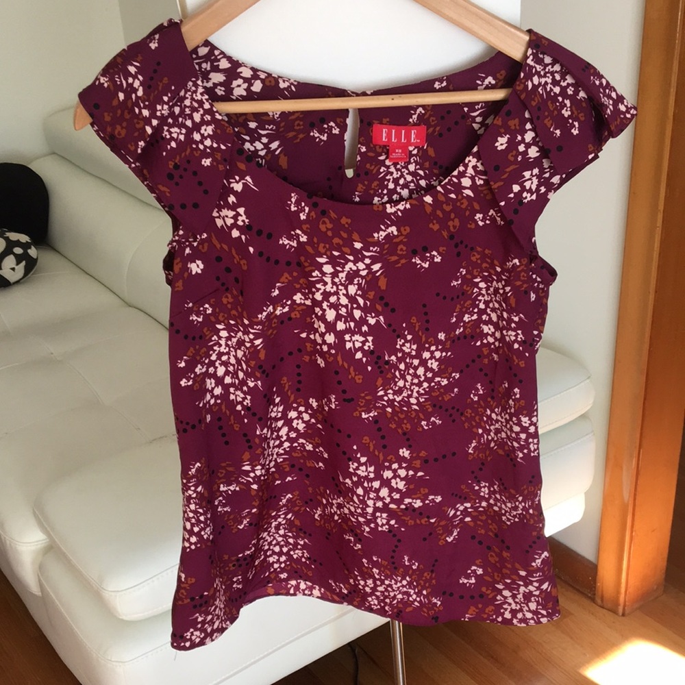 Women silky tops by Elle size XS